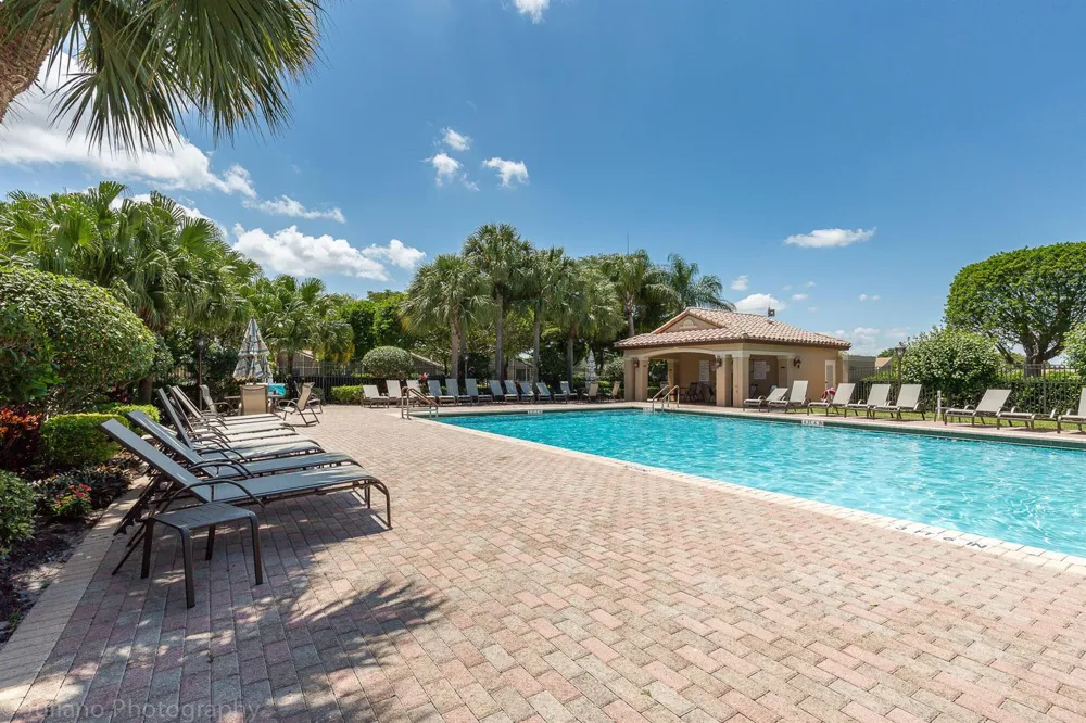 6839 Lismore Avenue Boynton Beach, FL 33437