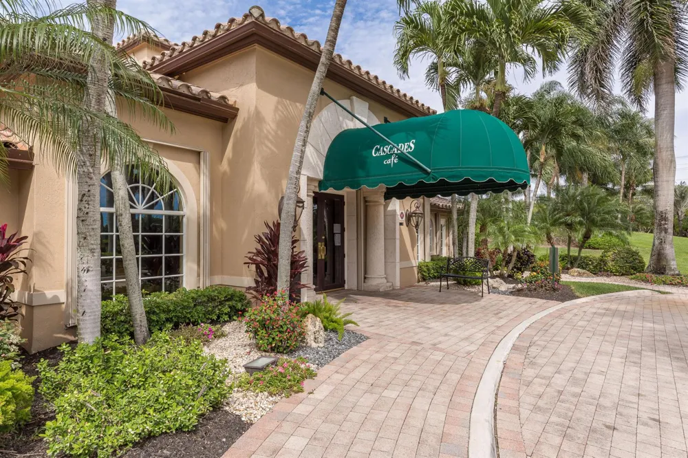 6839 Lismore Avenue Boynton Beach, FL 33437