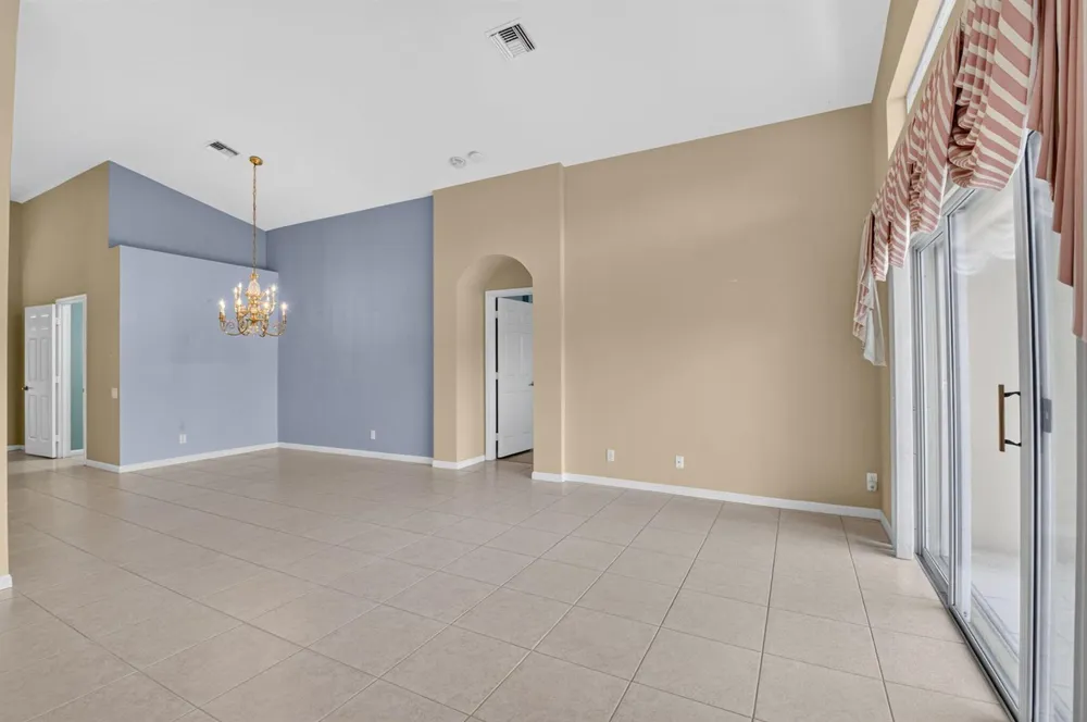 6839 Lismore Avenue Boynton Beach, FL 33437