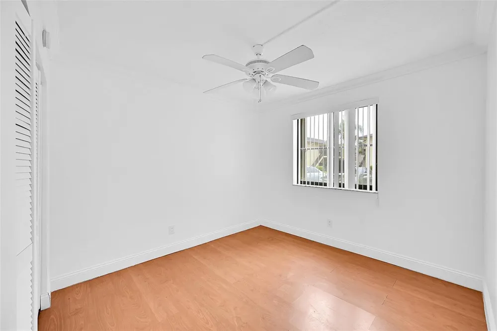 10022 Winding Lake Road #102 Sunrise, FL 33351