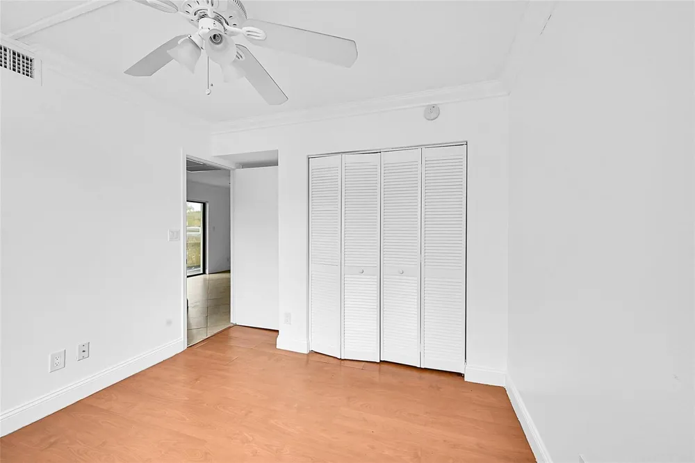 10022 Winding Lake Road #102 Sunrise, FL 33351