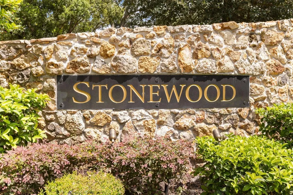 956 STONEWOOD LANE Maitland, FL 32751