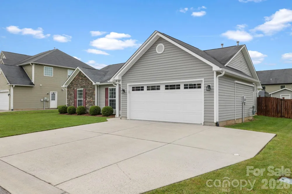 38 E Swift Creek Road Fletcher, NC 28732