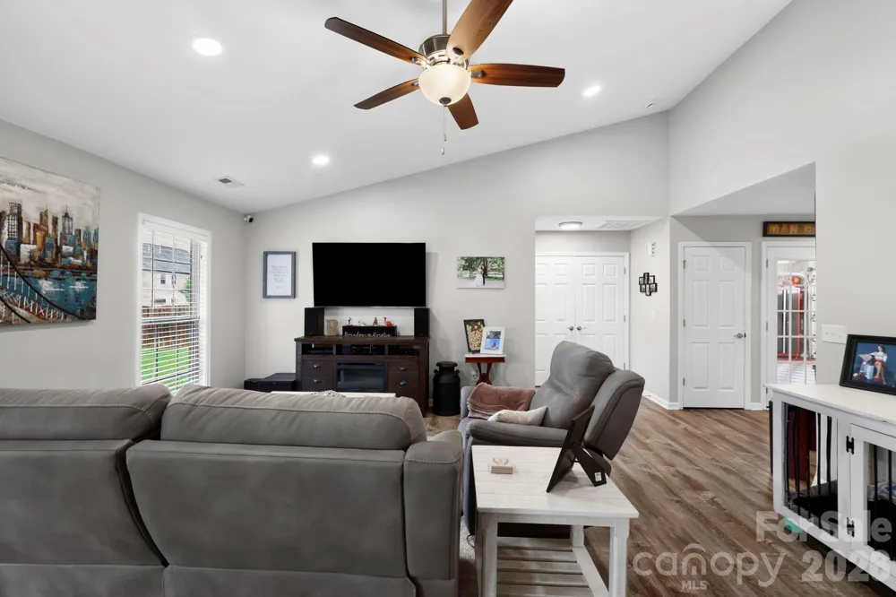 38 E Swift Creek Road Fletcher, NC 28732