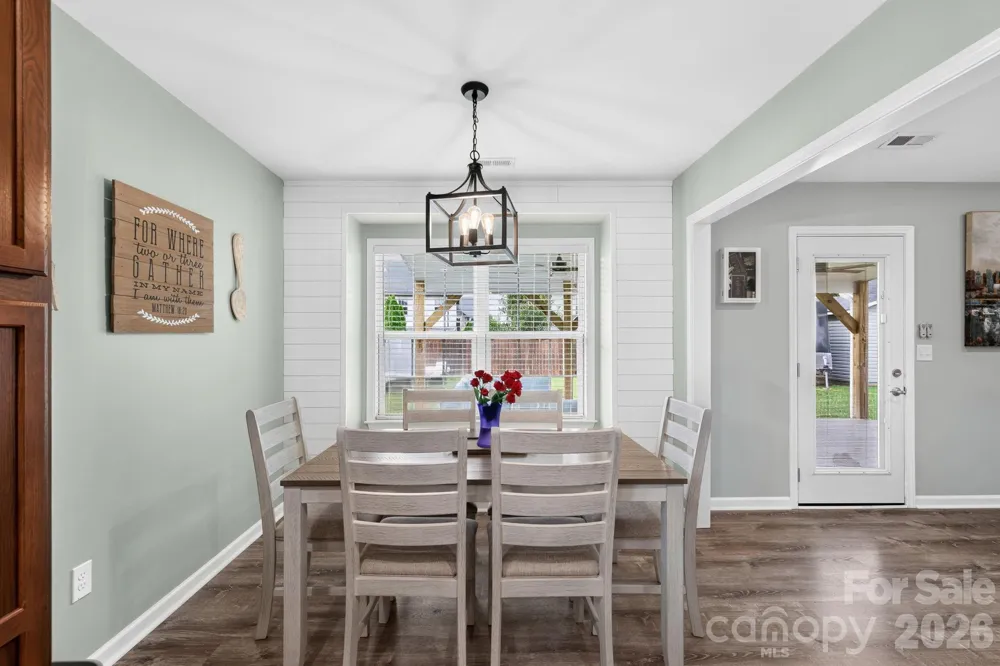 38 E Swift Creek Road Fletcher, NC 28732