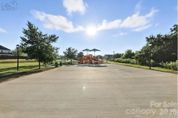 38 E Swift Creek Road Fletcher, NC 28732