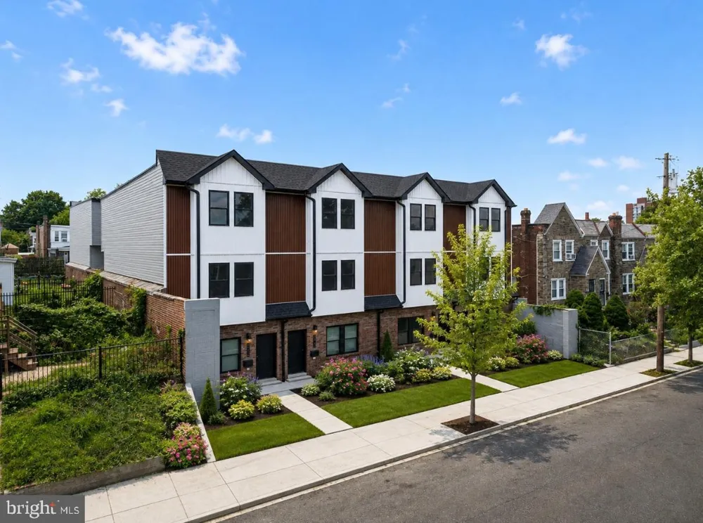 5220 9TH STREET Philadelphia, PA 19141
