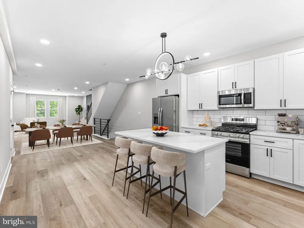 5220 9TH STREET Philadelphia, PA 19141