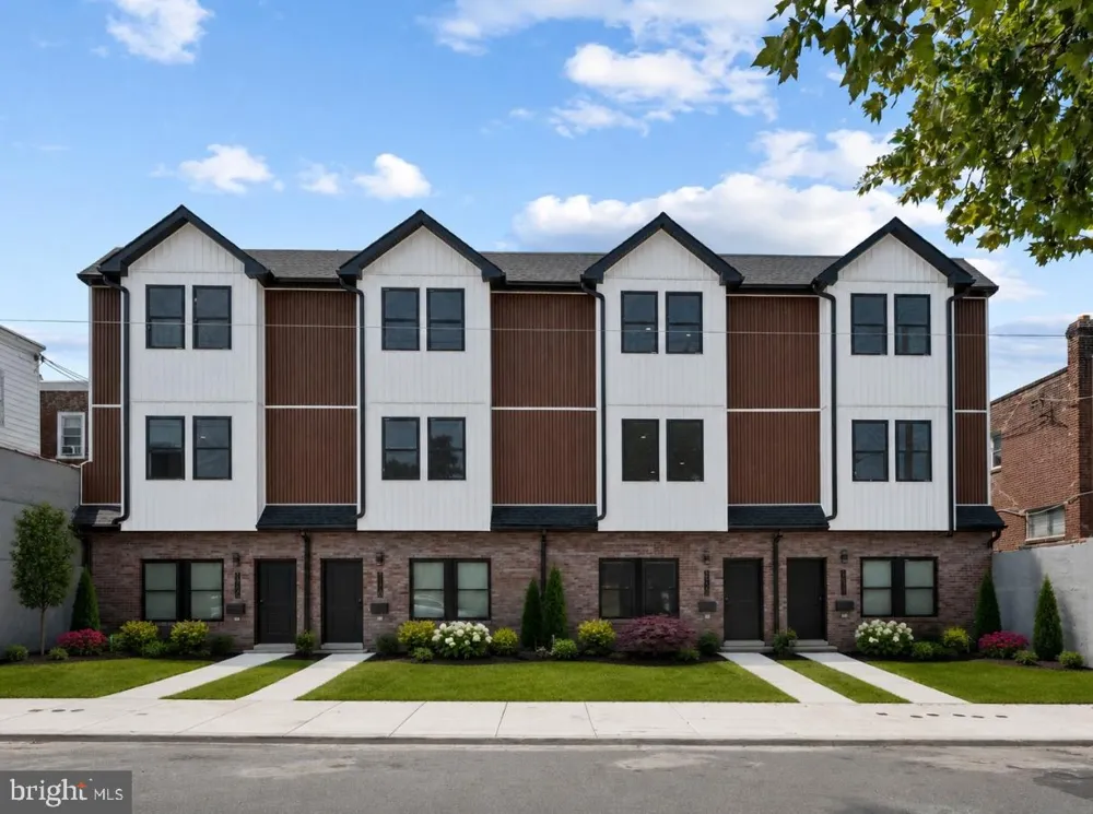5220 9TH STREET Philadelphia, PA 19141
