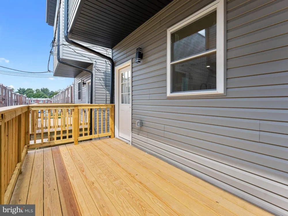 5220 9TH STREET Philadelphia, PA 19141