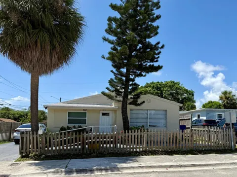 1105 W 34th Street