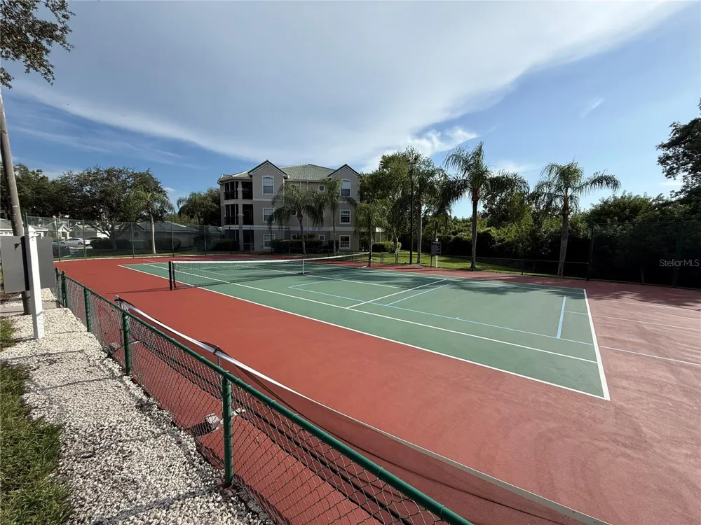 5152 NORTHRIDGE ROAD #202 Sarasota, FL 34238