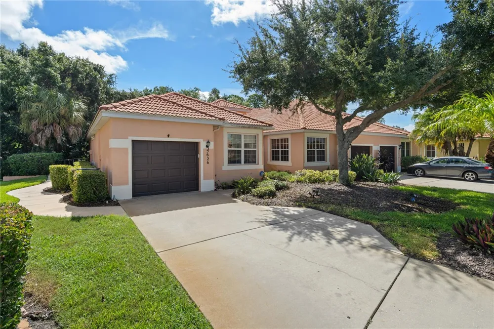 5626 CORTINA LANE Palmetto, FL 34221