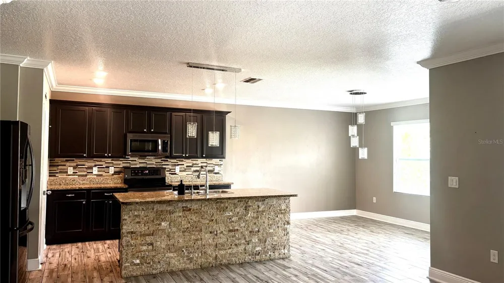 5787 MARSH LANDING DRIVE Winter Haven, FL 33881