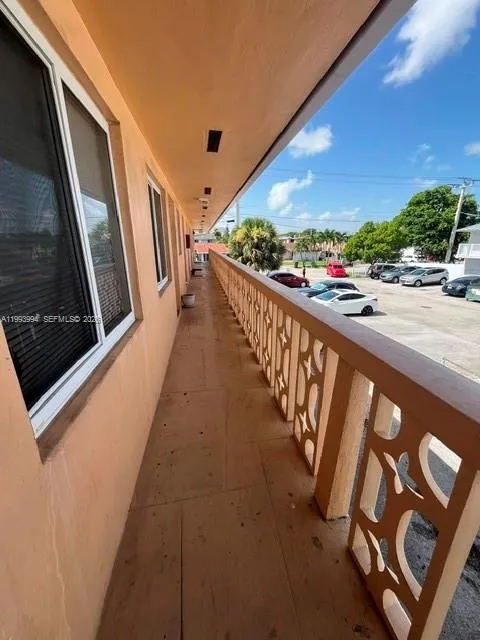 1151 W 28th St #9 Hialeah, FL 33010