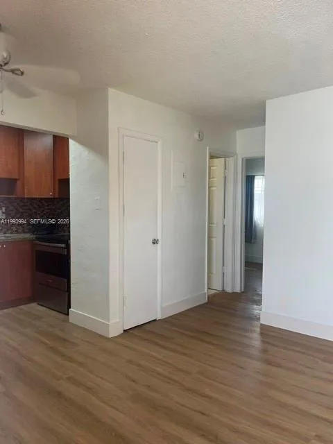 1151 W 28th St #9 Hialeah, FL 33010