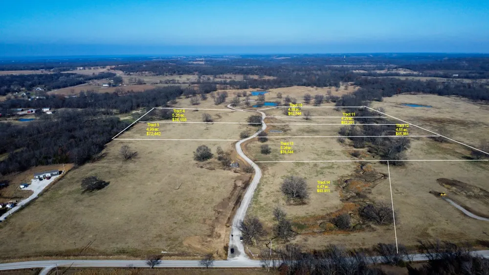 E 370 ROAD Chelsea, OK 74016