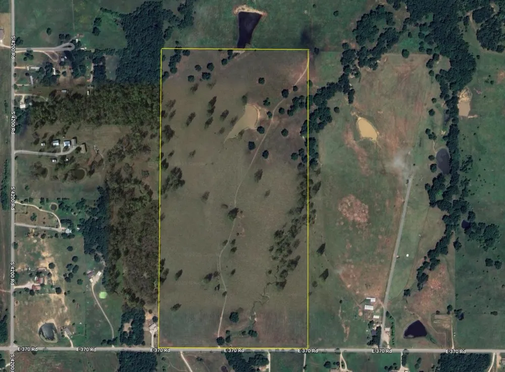 E 370 ROAD Chelsea, OK 74016