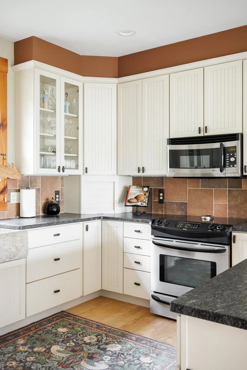 1164 E Traverse Lake Road Cleveland Township, MI 49621