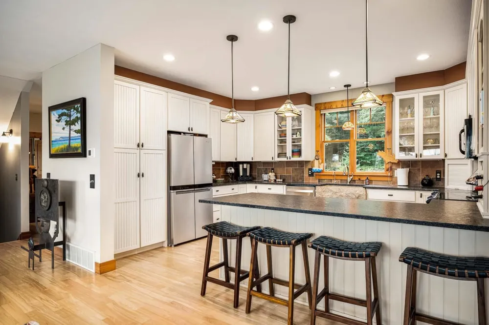 1164 E Traverse Lake Road Cleveland Township, MI 49621