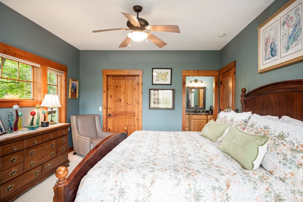 1164 E Traverse Lake Road Cleveland Township, MI 49621