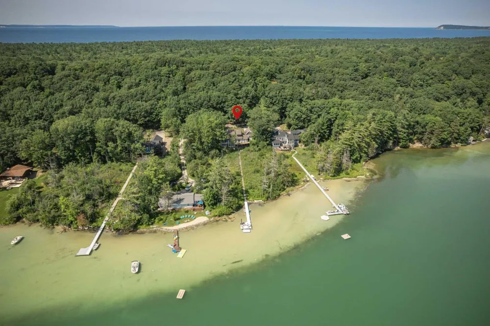 1164 E Traverse Lake Road Cleveland Township, MI 49621
