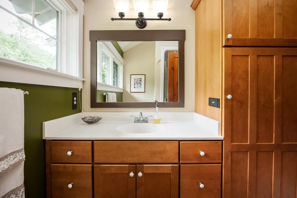 1164 E Traverse Lake Road Cleveland Township, MI 49621