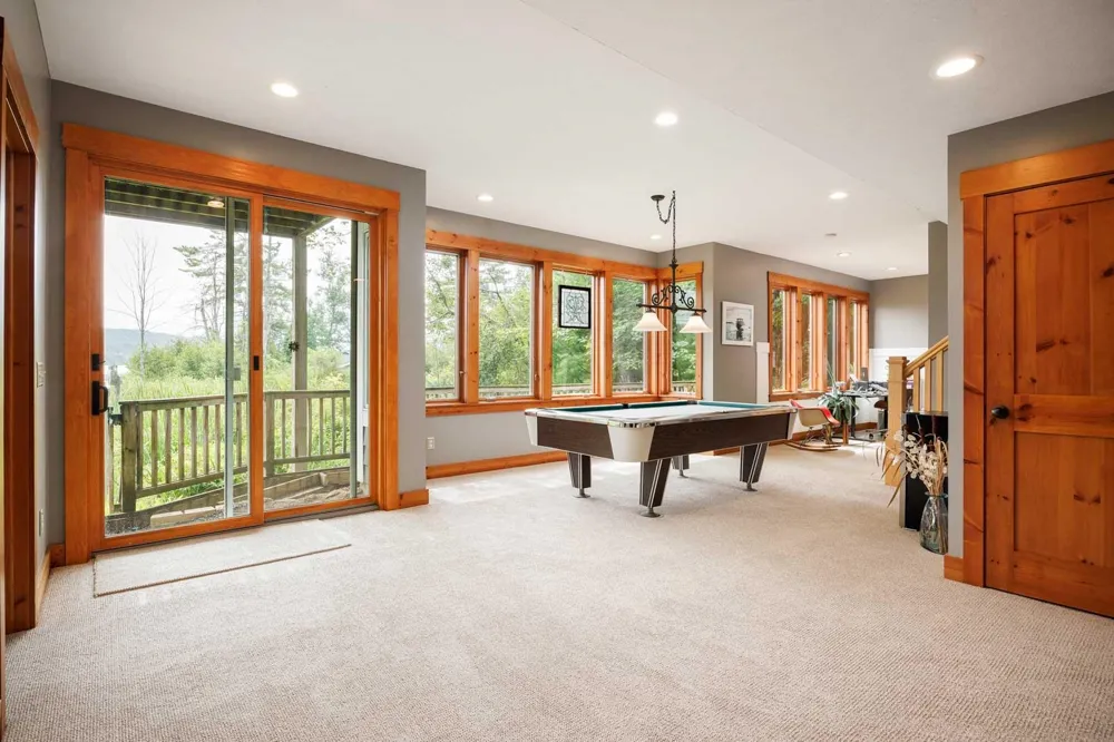 1164 E Traverse Lake Road Cleveland Township, MI 49621