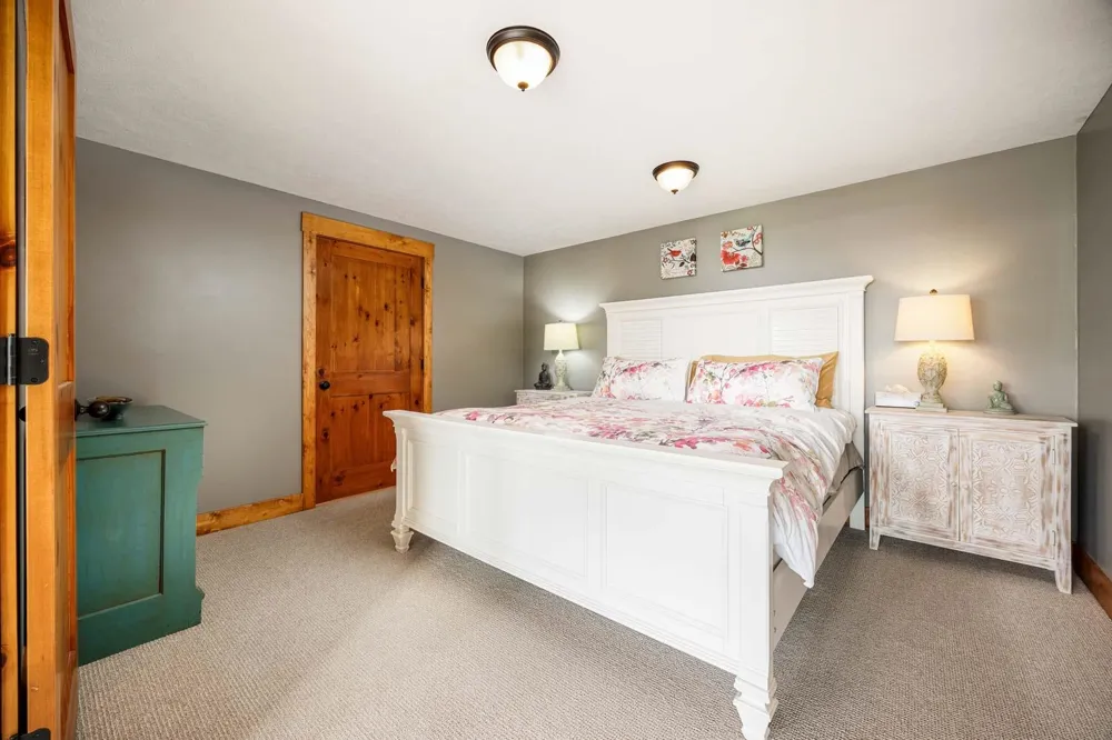 1164 E Traverse Lake Road Cleveland Township, MI 49621