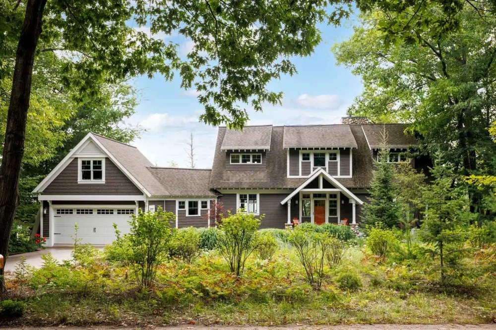 1164 E Traverse Lake Road Cleveland Township, MI 49621