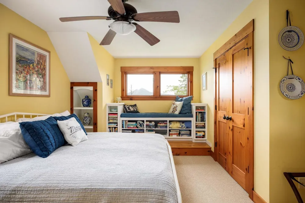 1164 E Traverse Lake Road Cleveland Township, MI 49621