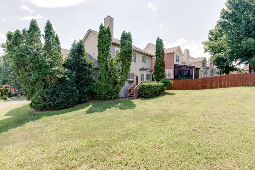 127 Coarsey Blvd Hendersonville, TN 37075