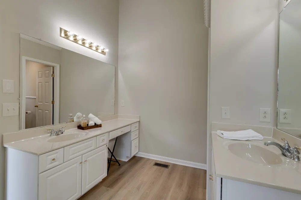 127 Coarsey Blvd Hendersonville, TN 37075