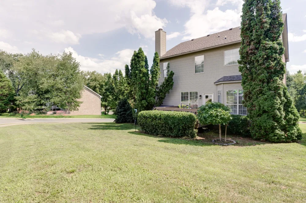 127 Coarsey Blvd Hendersonville, TN 37075
