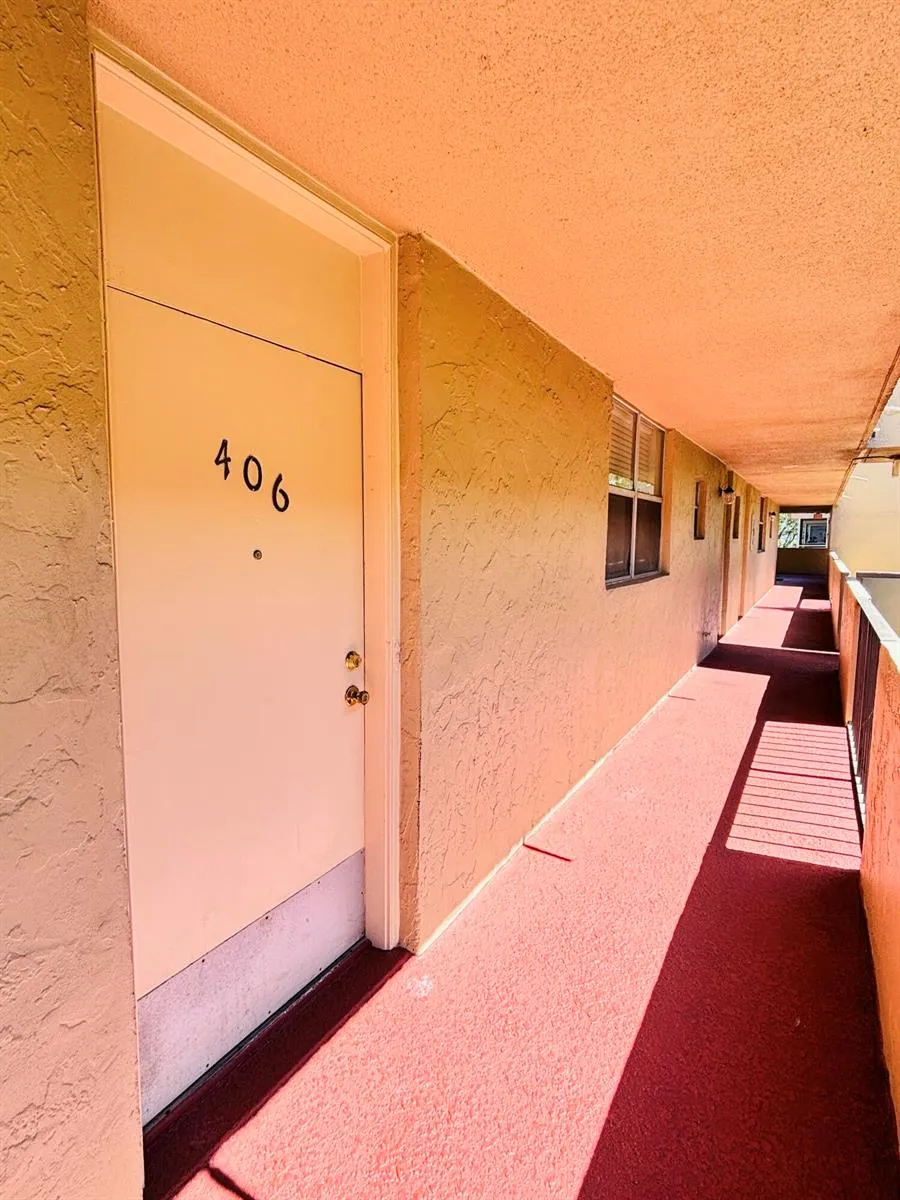 408 NW 68TH AVENUE #406 Plantation, FL 33317