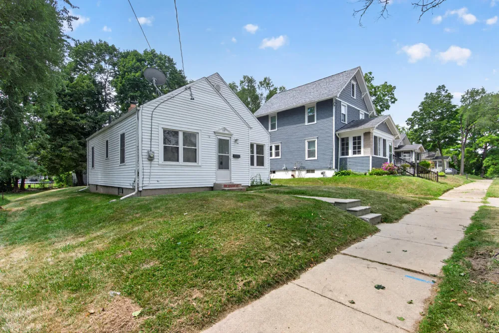 135 E Mansion Jackson City, MI 49203