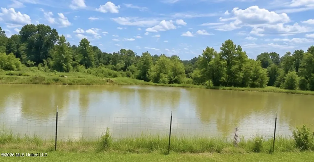 129 Humphrey Road Holly Springs, MS 38635