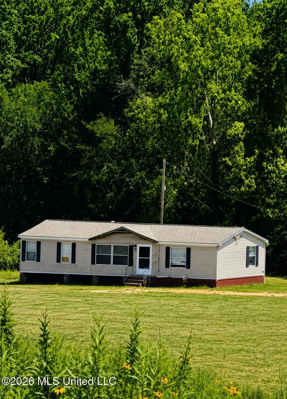 129 Humphrey Road Holly Springs, MS 38635