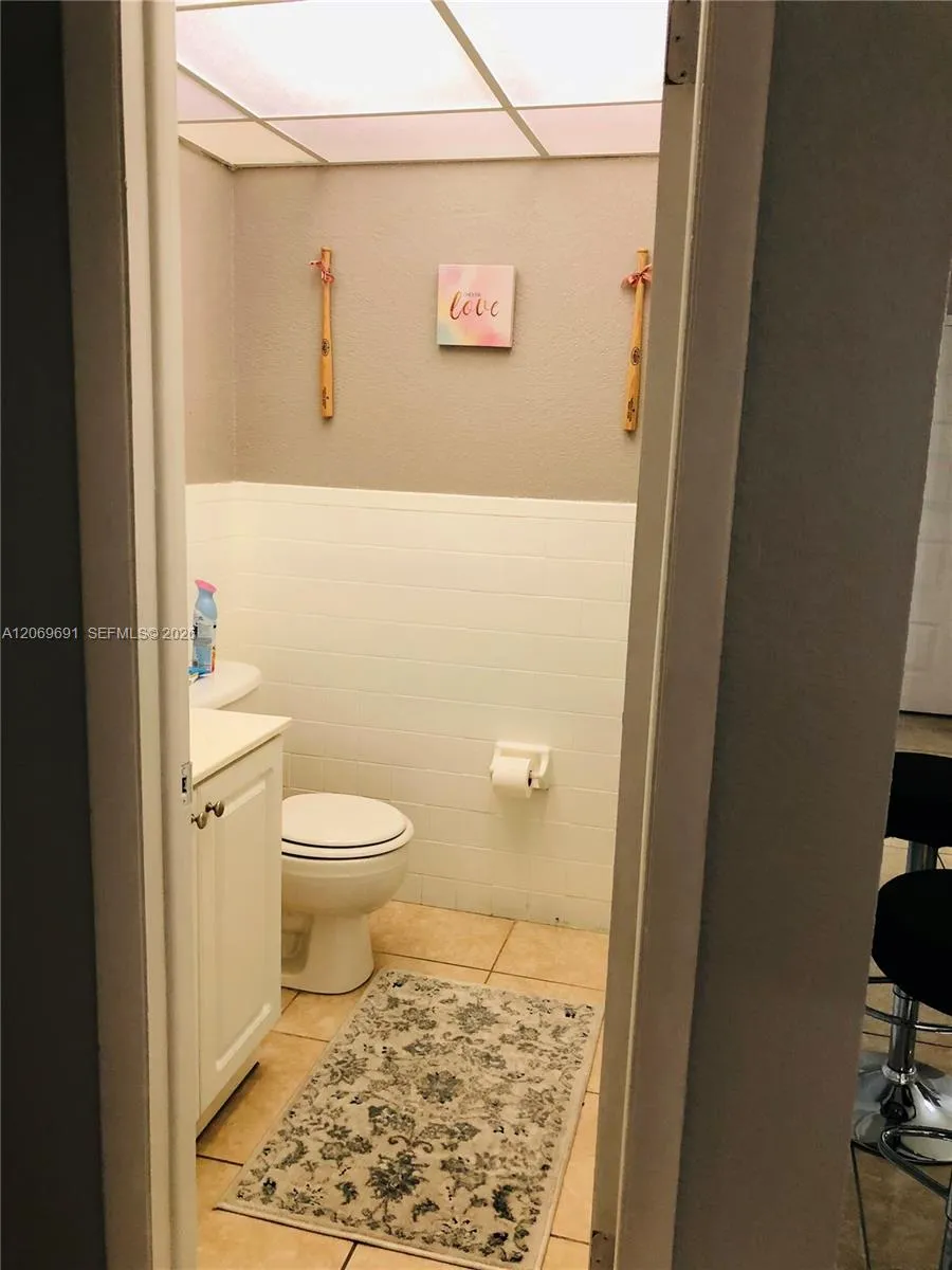 7000 NW 186th St #4-323 Hialeah, FL 33015