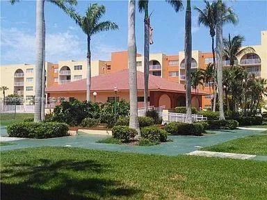 7000 NW 186th St #4-323 Hialeah, FL 33015