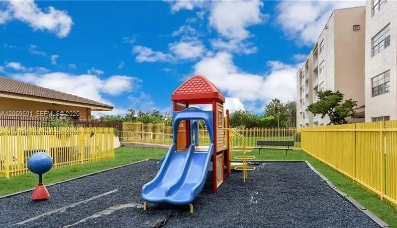 7000 NW 186th St #4-323 Hialeah, FL 33015