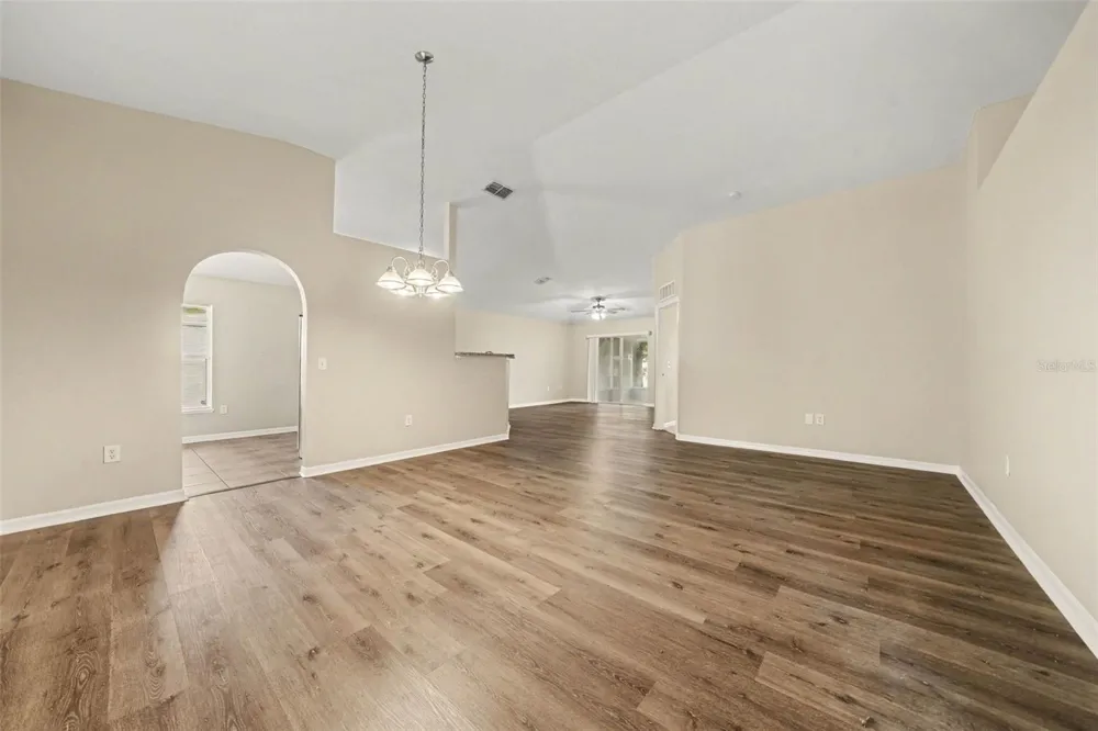 2208 NICOLLETT WAY Leesburg, FL 34748