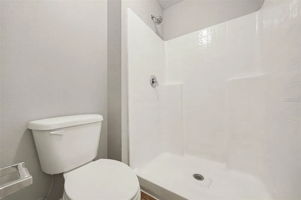 2208 NICOLLETT WAY Leesburg, FL 34748