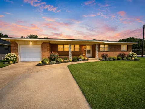 401 W Lamberth Road
