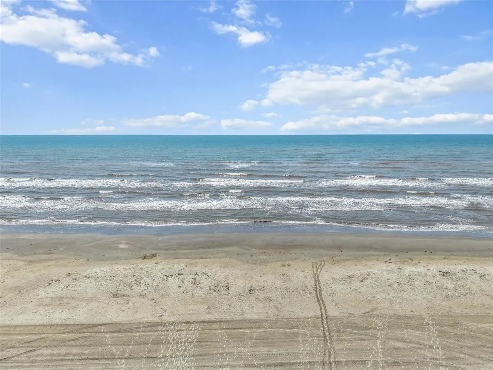 11949 Termini San Luis Pass Road #502 Galveston, TX 77554