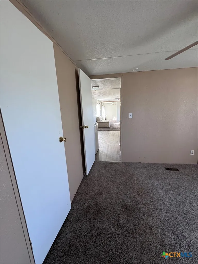 820 County Road 429 Stockdale, TX 78160