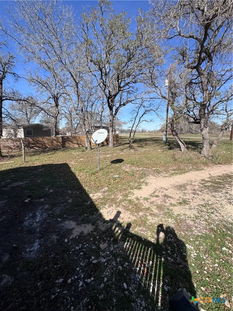 820 County Road 429 Stockdale, TX 78160