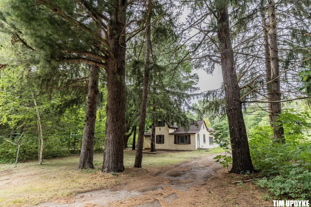 5924 E Sternberg Road Fruitport, MI 49415