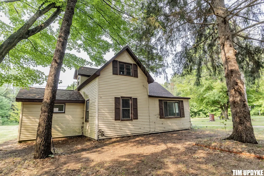 5924 E Sternberg Road Fruitport, MI 49415