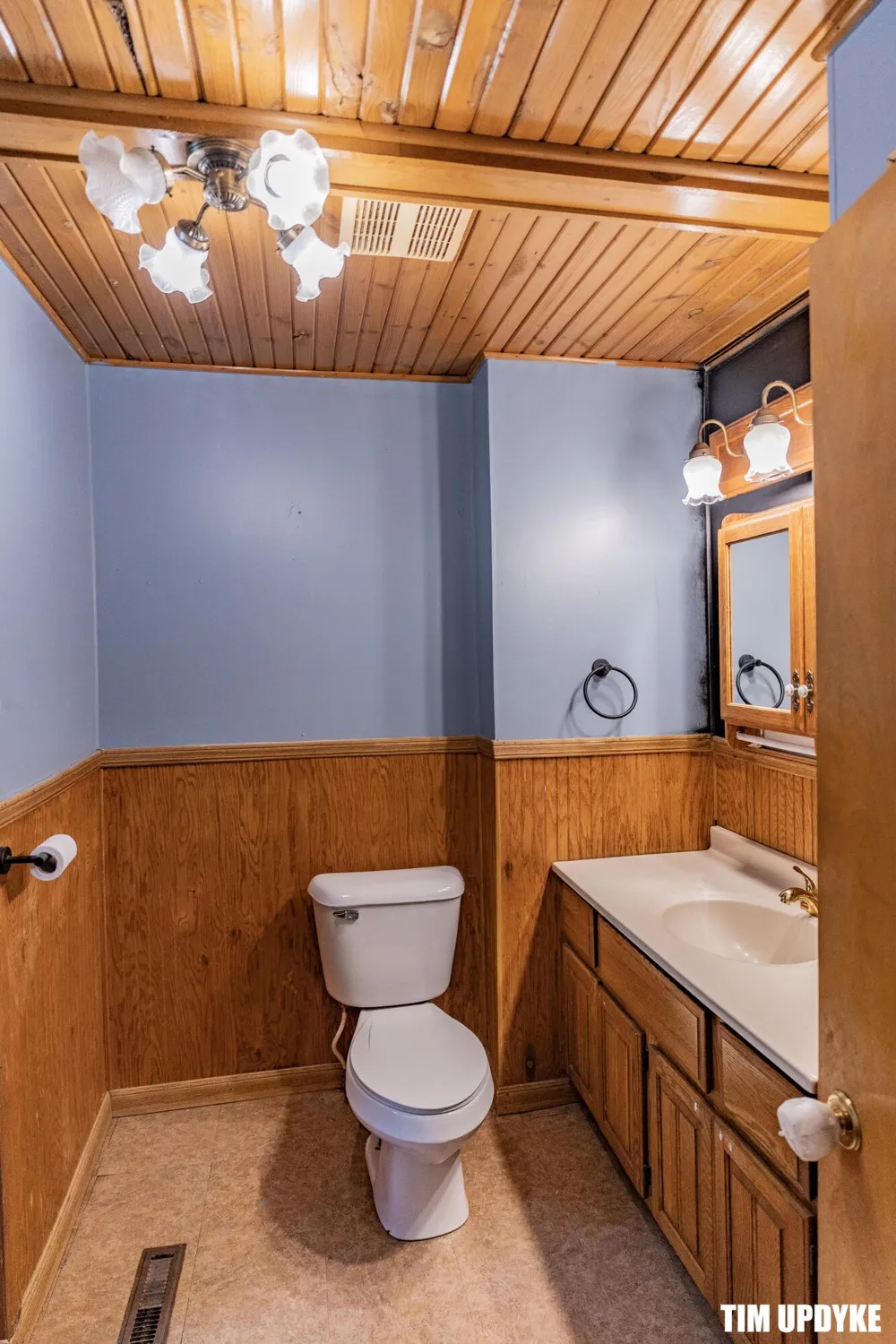 5924 E Sternberg Road Fruitport, MI 49415